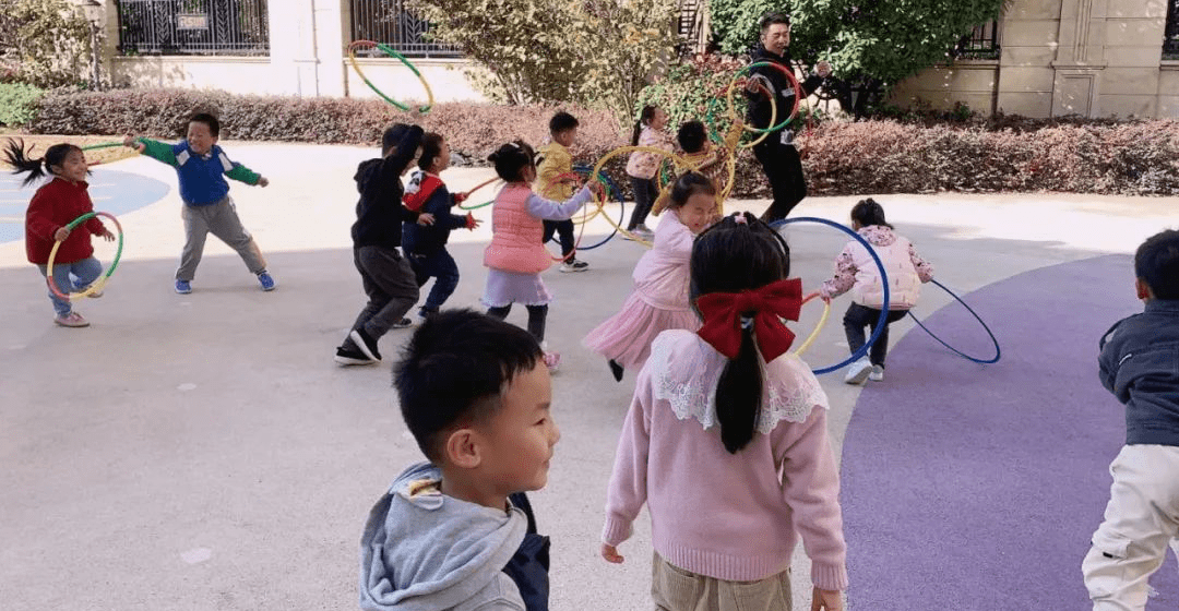 情侣晨间活动图片精选，晨跑的甜蜜日常
